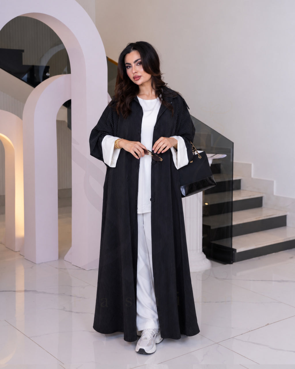 عباية سبور مخططة – Black Stripes